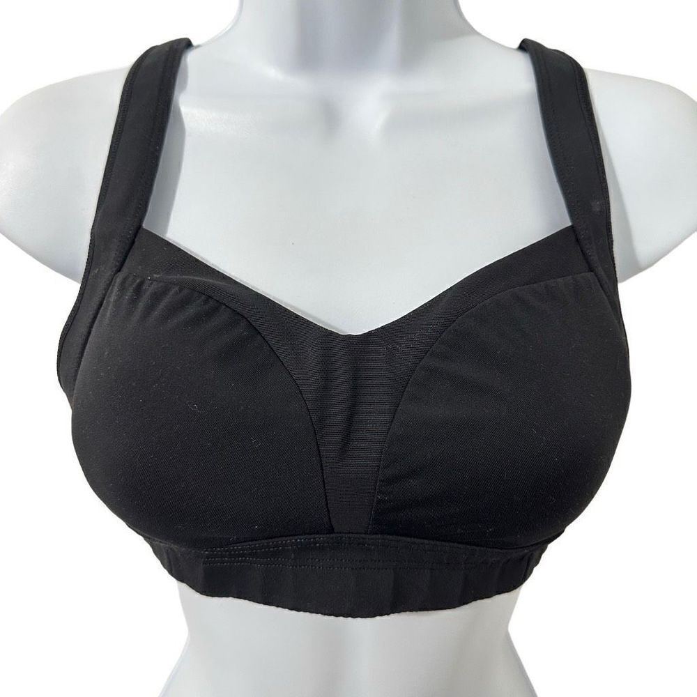 Lululemon sports black bra 34C.  A564